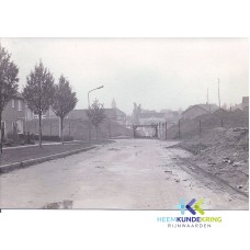 Lobith 04-1974 Bouw tunnel -Transeedijk-Komstraat (10)
